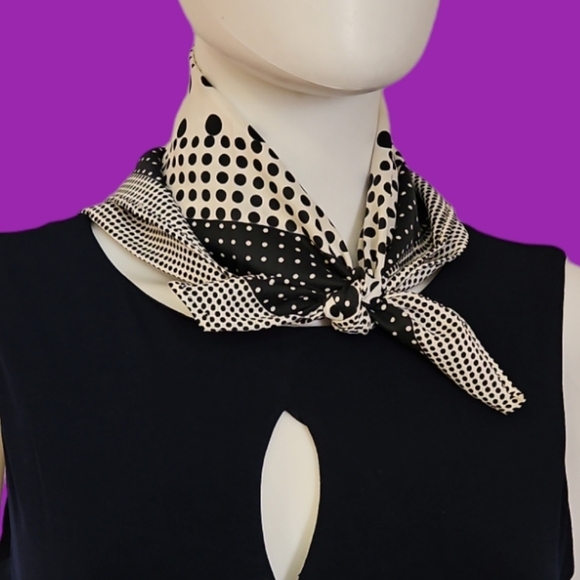 Vintage Handmade Retro Polka Dot Monochrome Square Scarf - Picture 4 of 4